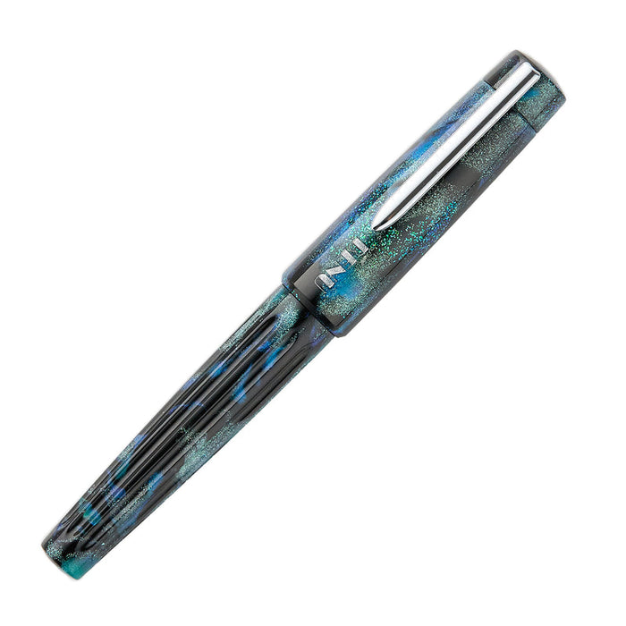 benu-dailymate-fountain-pen-easy-wednesday-angle-01.jpg