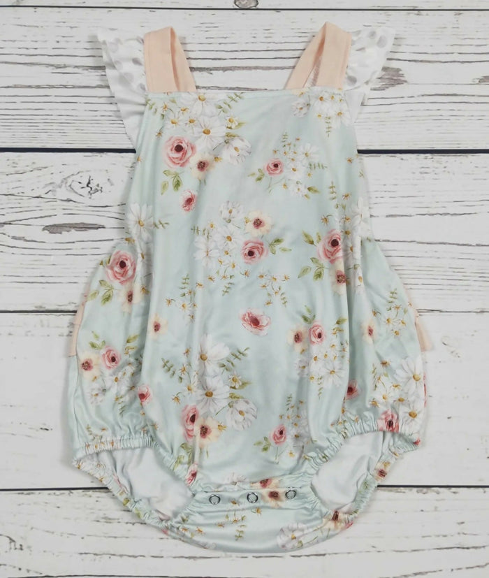 Summer Floral Bubble - Deadwood South Boutique & Company LLC