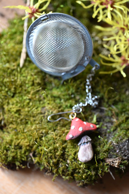 Tea ball No. 8